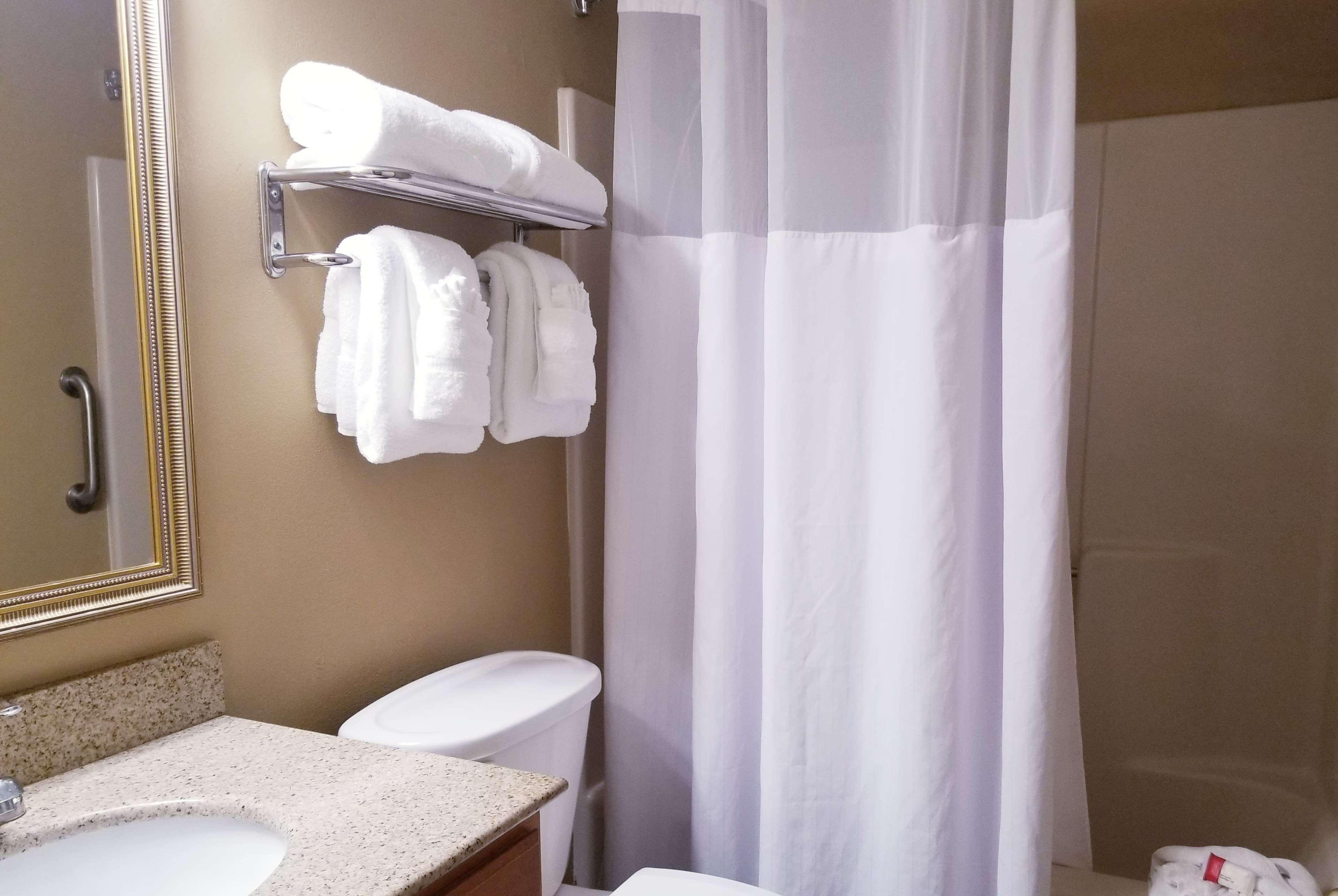 Hotel Baymont By Wyndham Indianapolis Northwest Extérieur photo